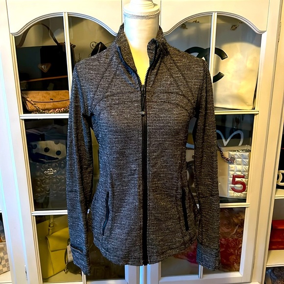 Lululemon Define Jacket - Picture 1 of 9